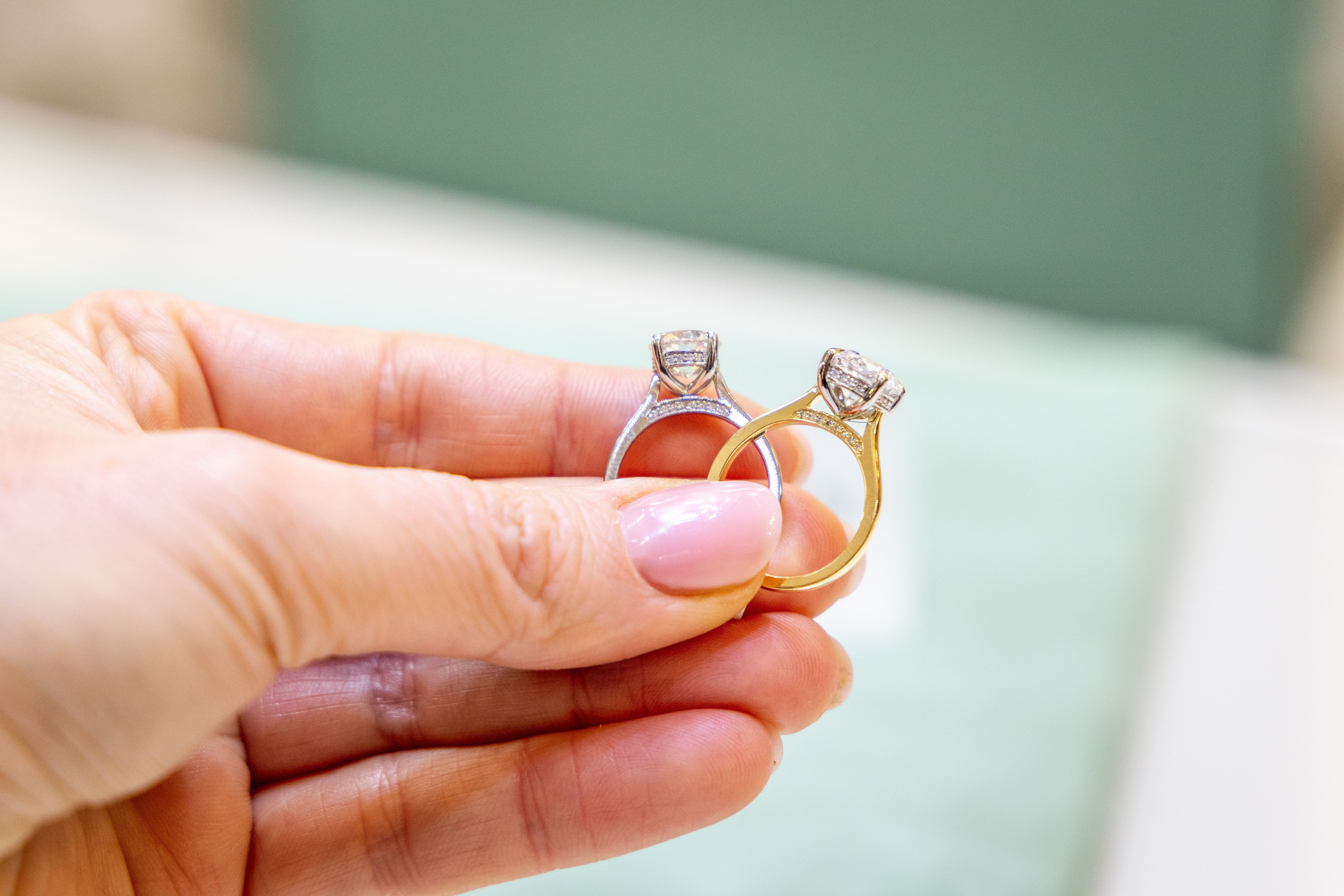 platinum vs gold engagement rings comparison