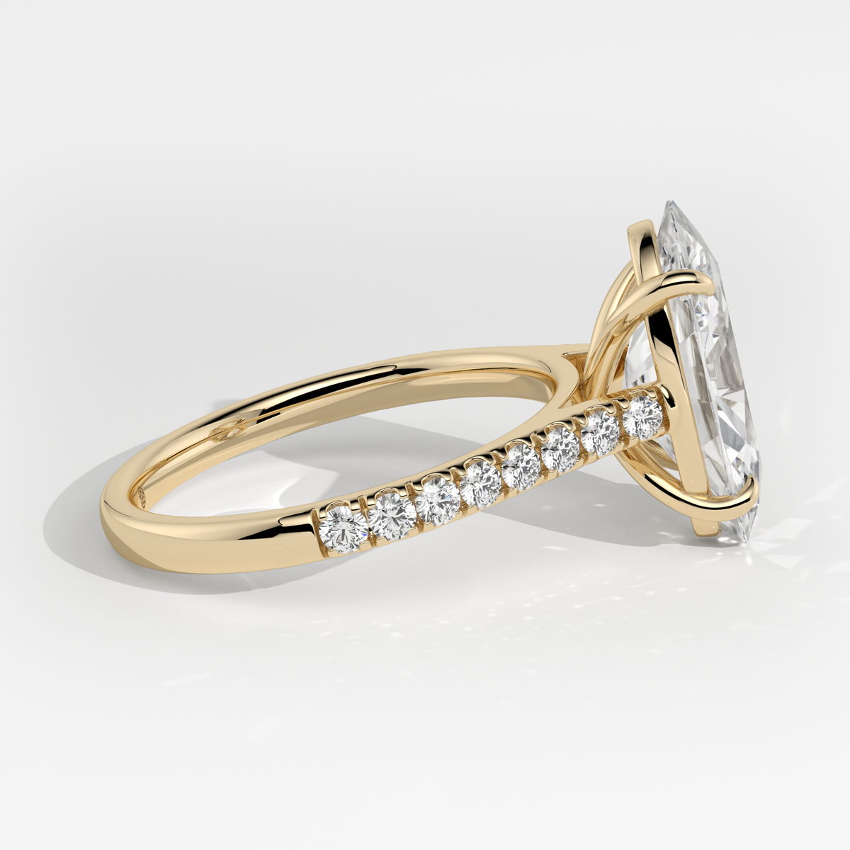 New-Aurora Moval 3ct 18YG