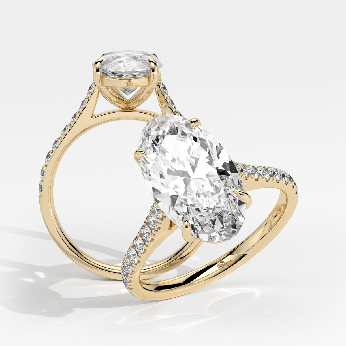 New-Aurora Moval 3ct 18YG