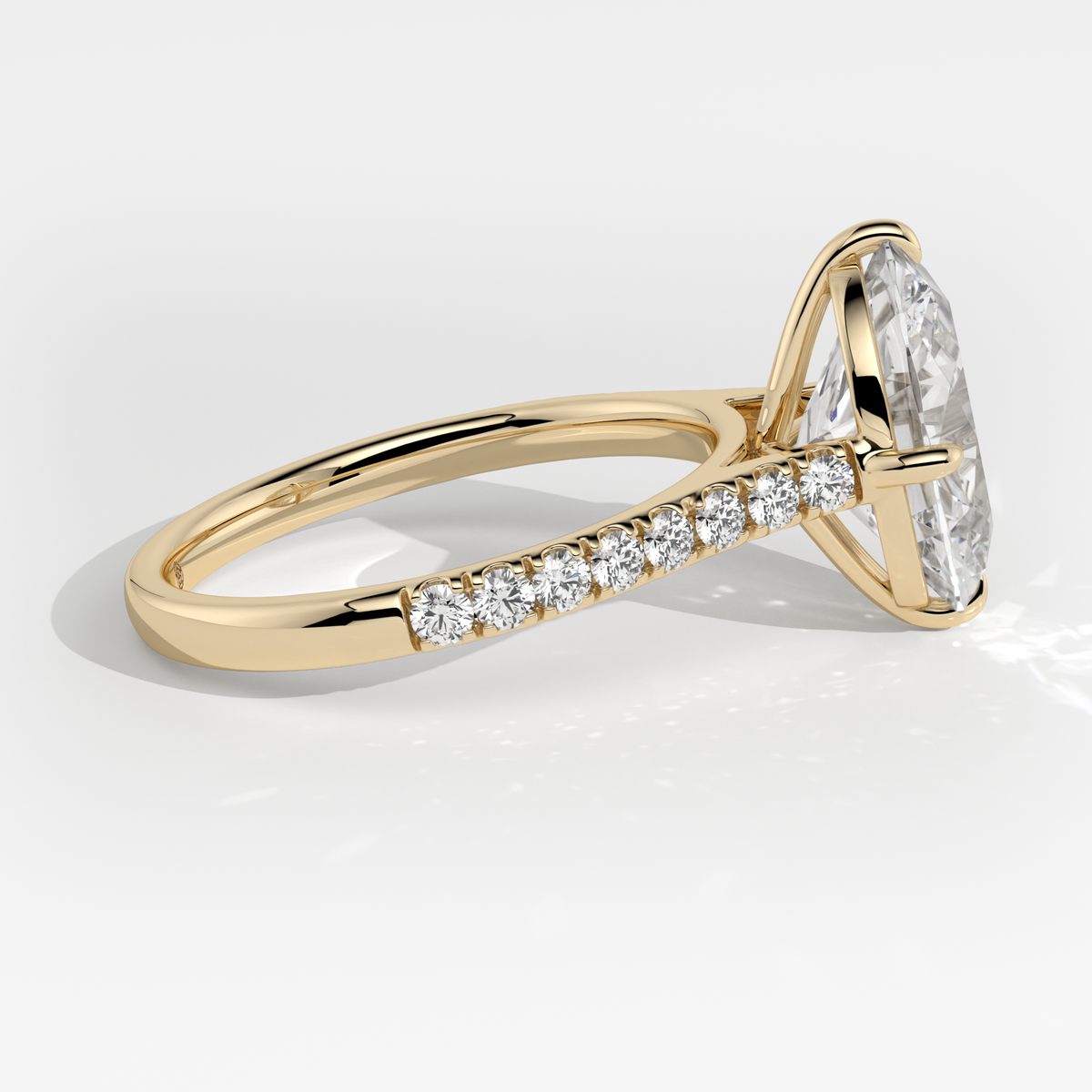 New-Aurora Oval Compass 3ct 18YG