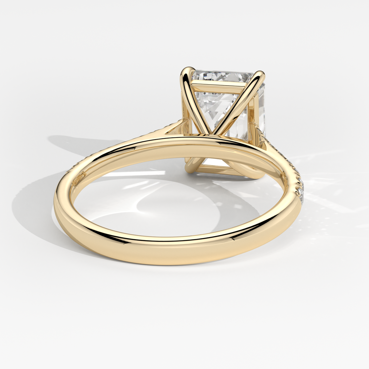New-Aurora Emerald 3ct 18YG
