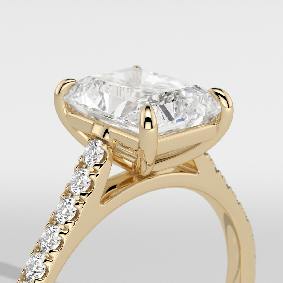 New-Aurora Radiant 2ct 18YG