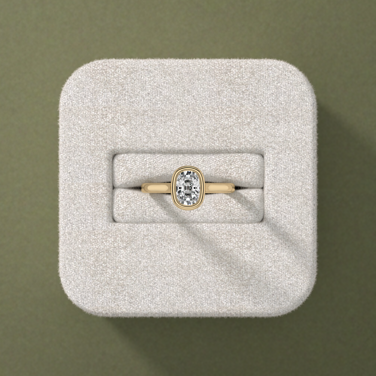 New-Bezel Cushion 1ct 18YG