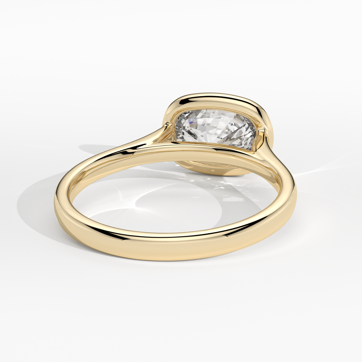 New-Bezel Cushion Landscape 2ct 18YG