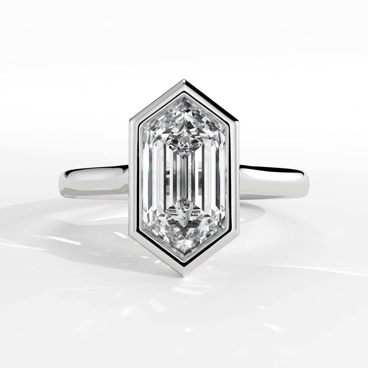 New-Bezel Elongated Hexagon 1.5ct PL