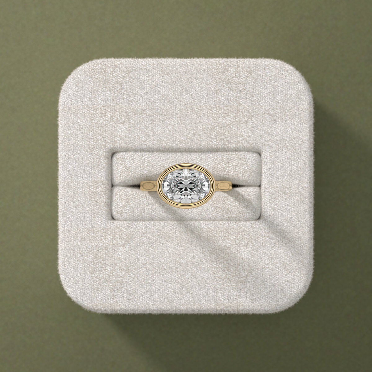 New-Bezel Oval Landscape 2ct 18YG