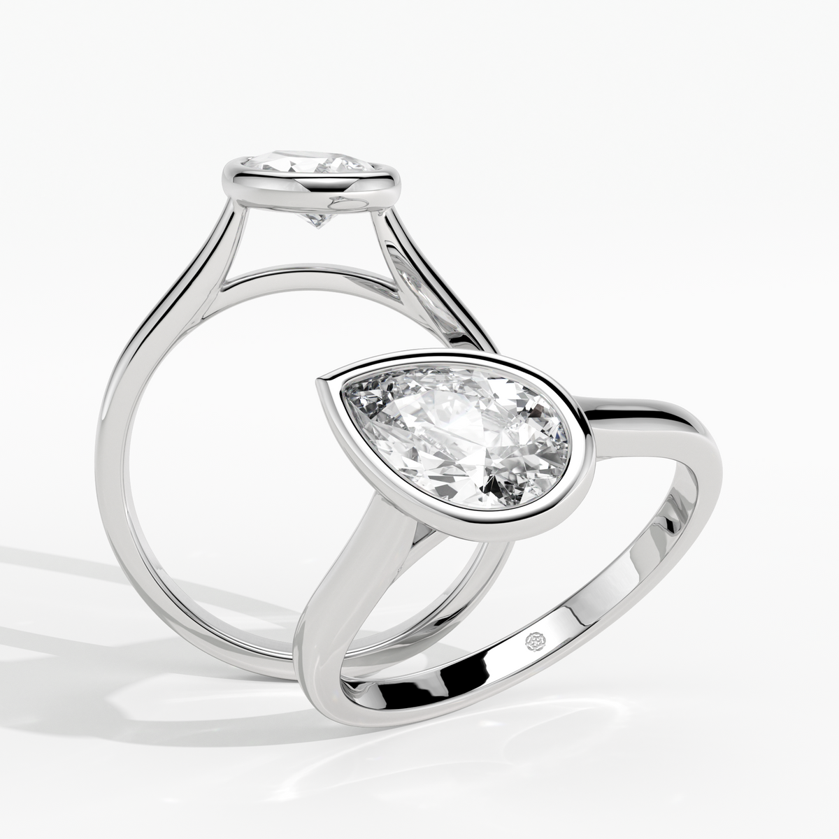 New-Bezel Pear Off 1ct PL