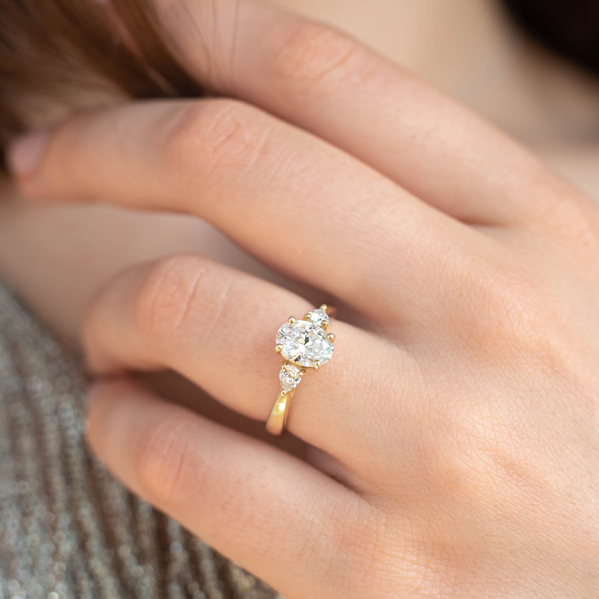 Hazel Oval • 18ct Yellow Gold + Platinum