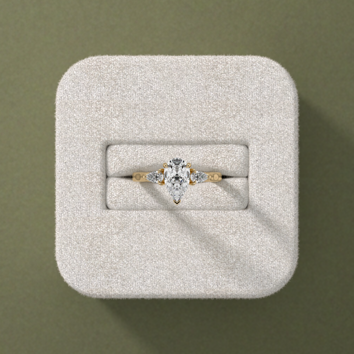 New-Hazel Pear 1ct 18YG