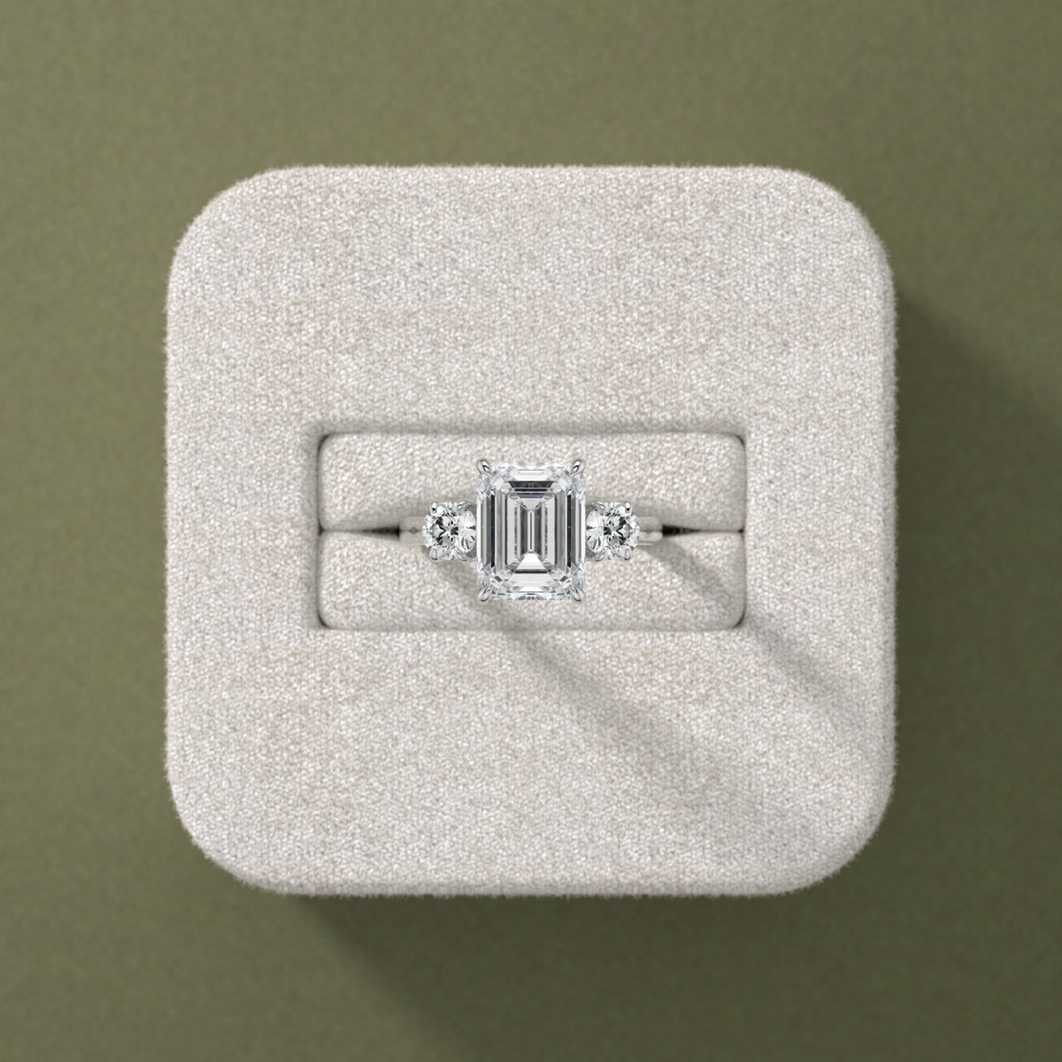 New-Solace Emerald 3ct PL