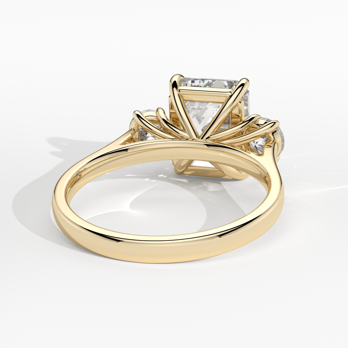 New-Solace Emerald 3ct 18YG