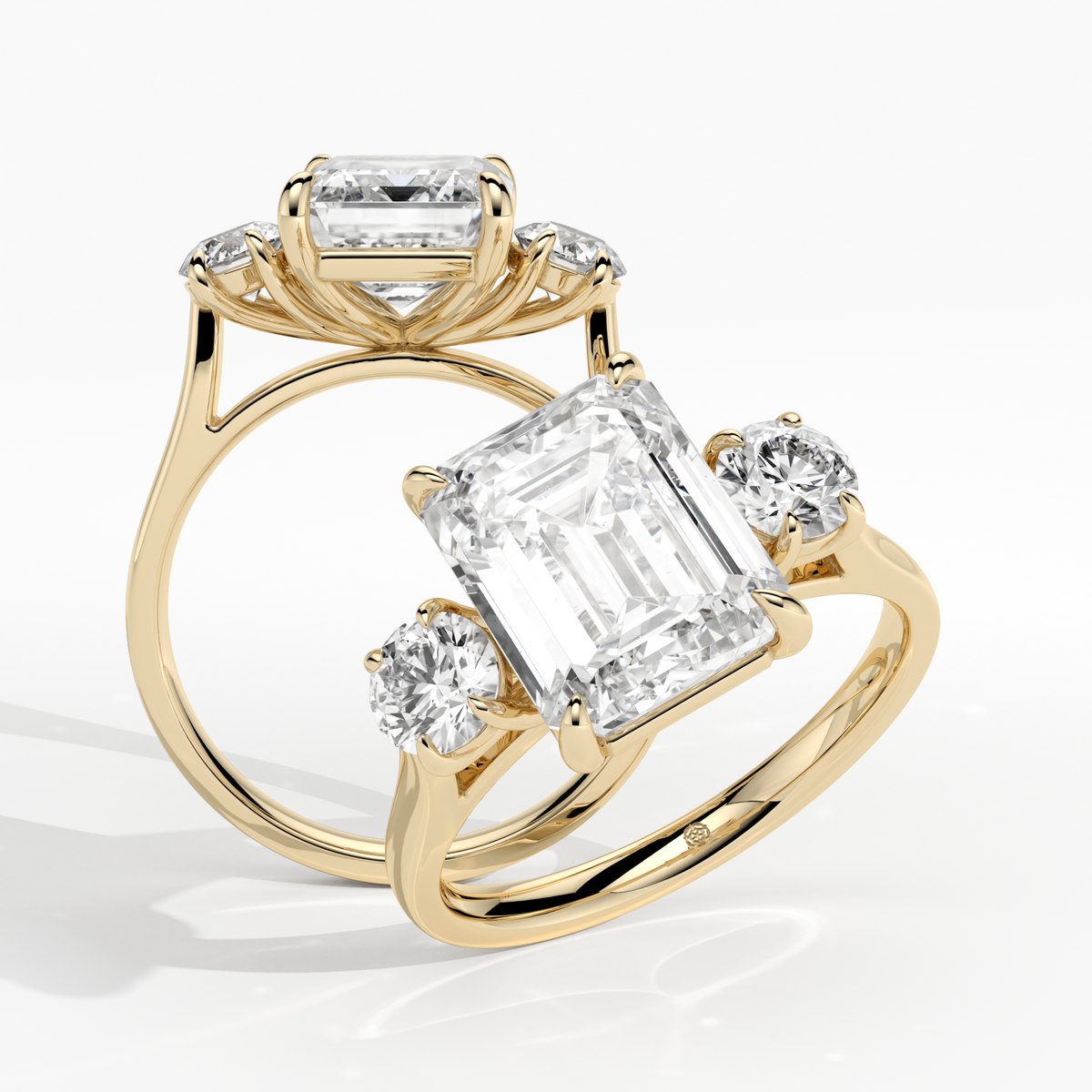 New-Solace Emerald 3ct 18YG