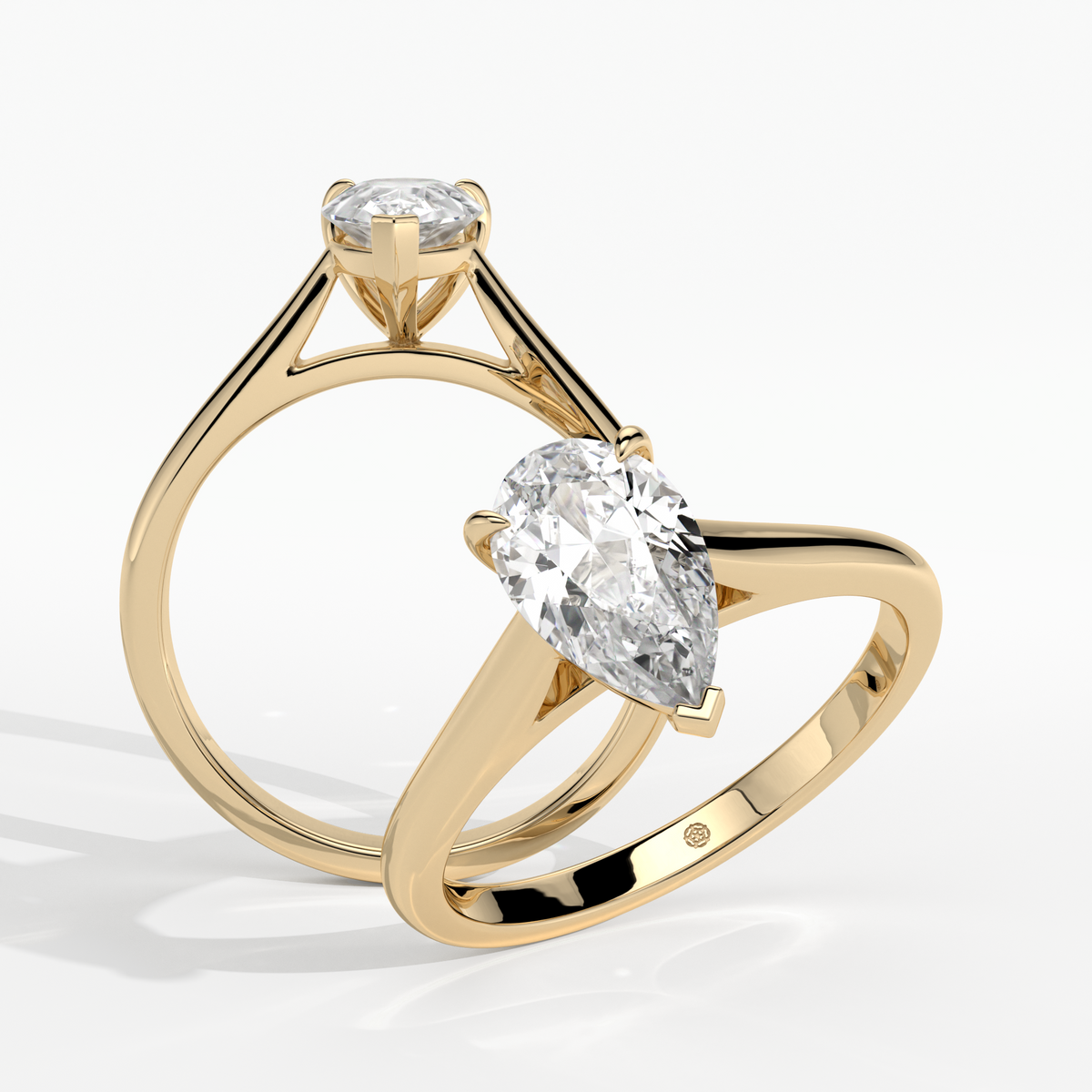 New-Adore Pear 1ct 18YG