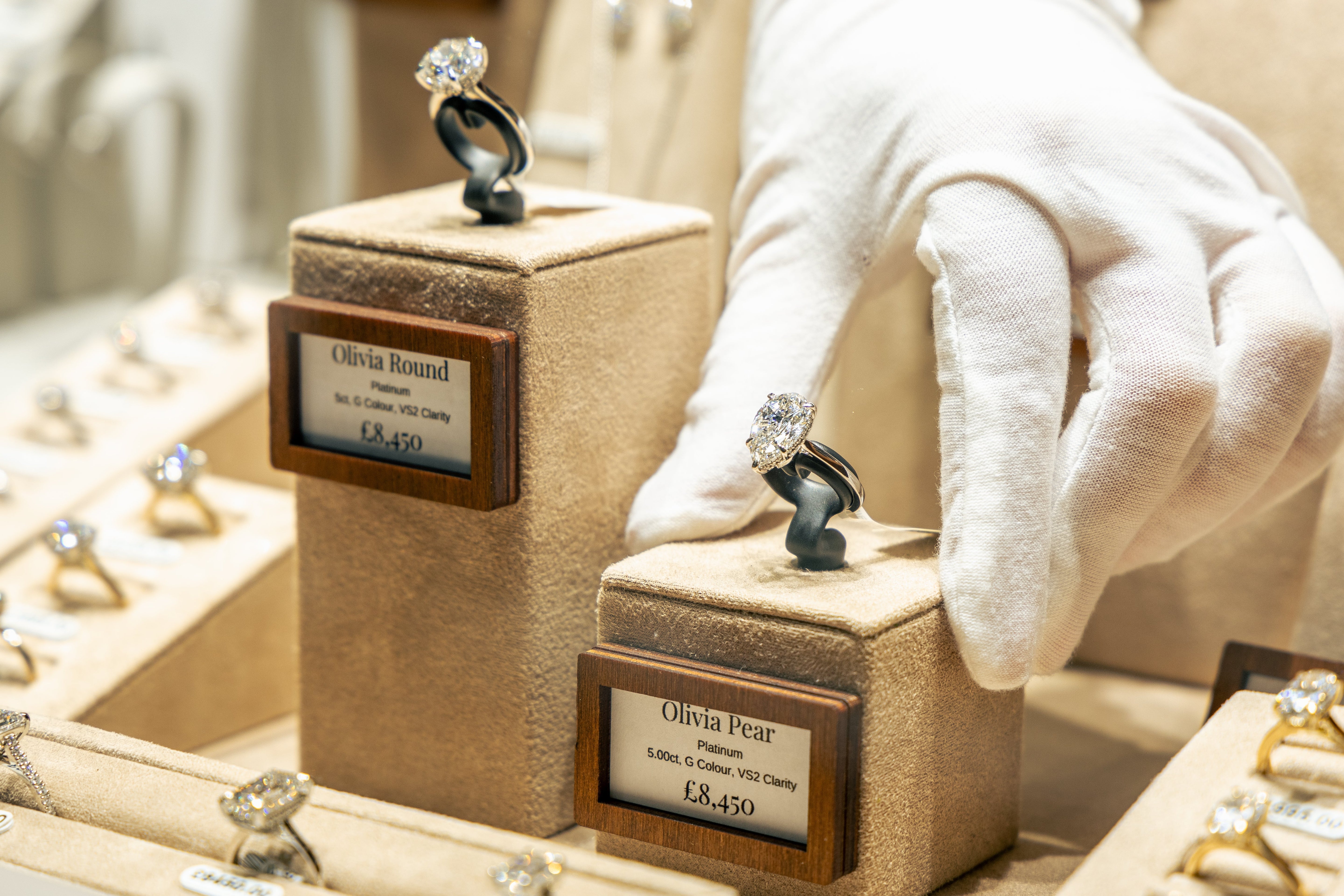 custom engagement rings uk sketch to finished ring