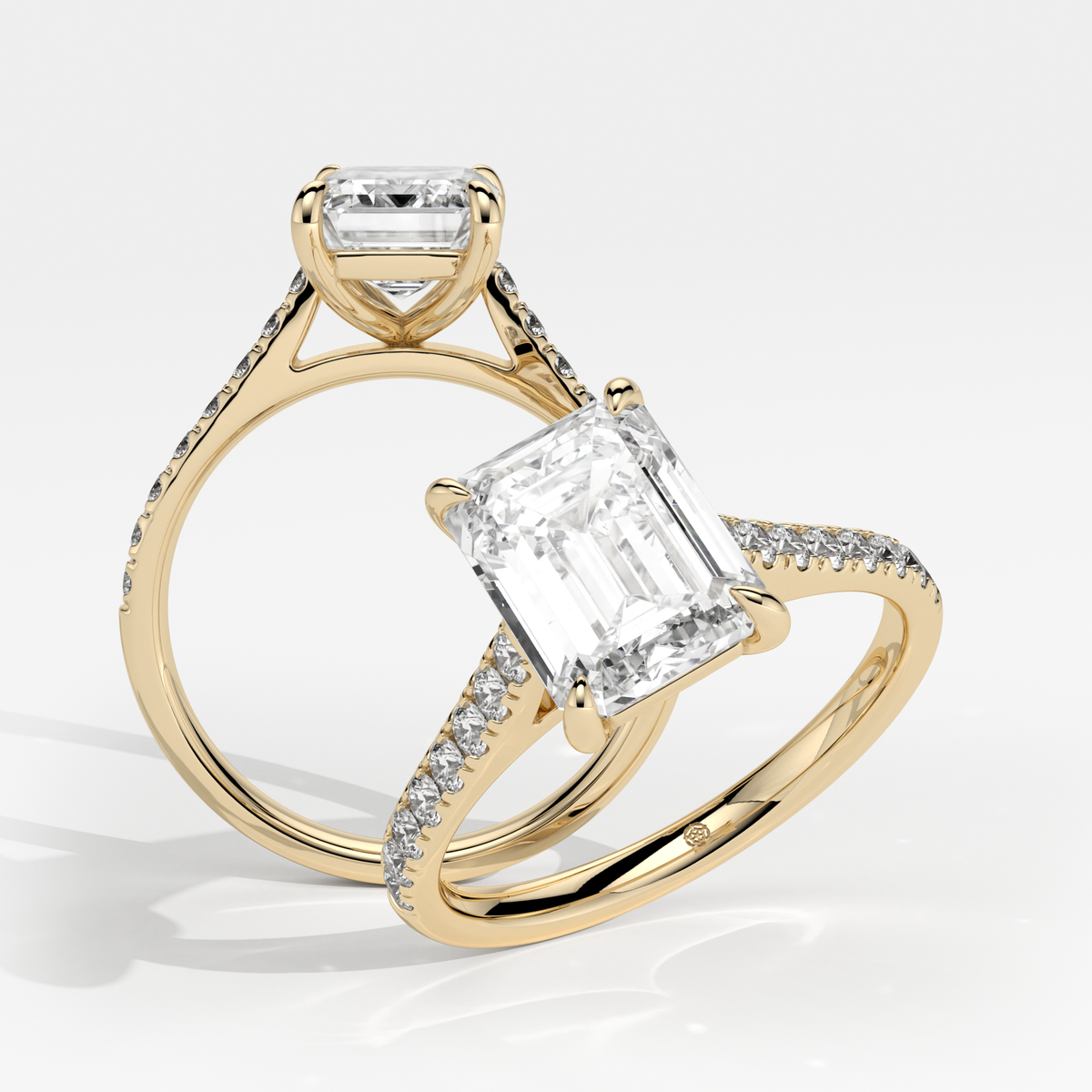 New-Aurora Emerald 2ct 18YG