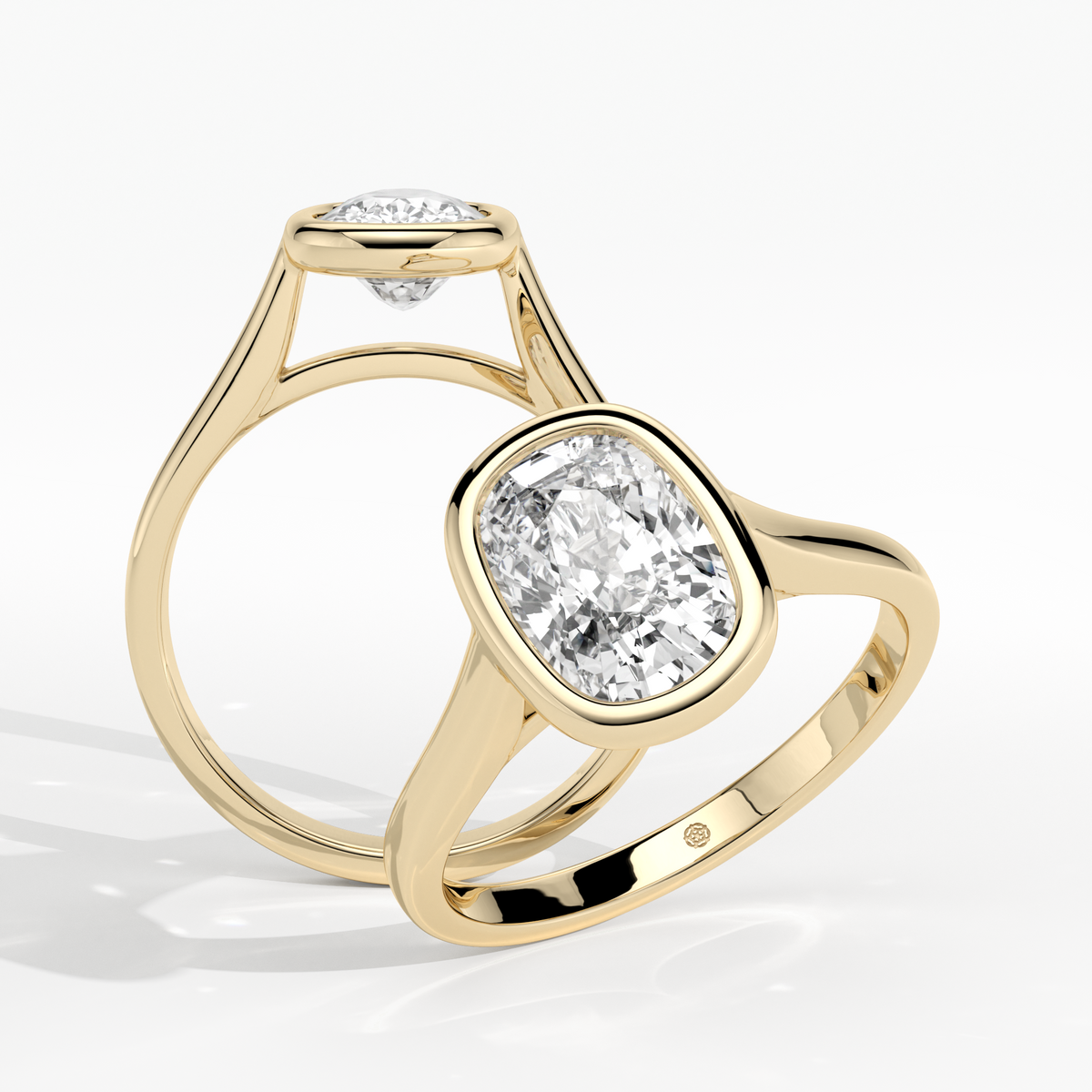 New-Bezel Cushion 2ct 18YG