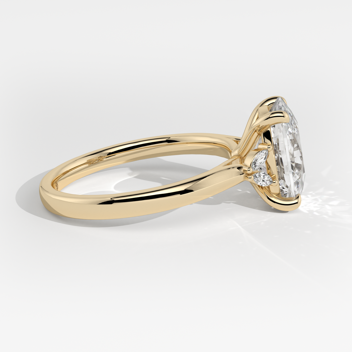 New-Duala Cushion 3ct 18YG