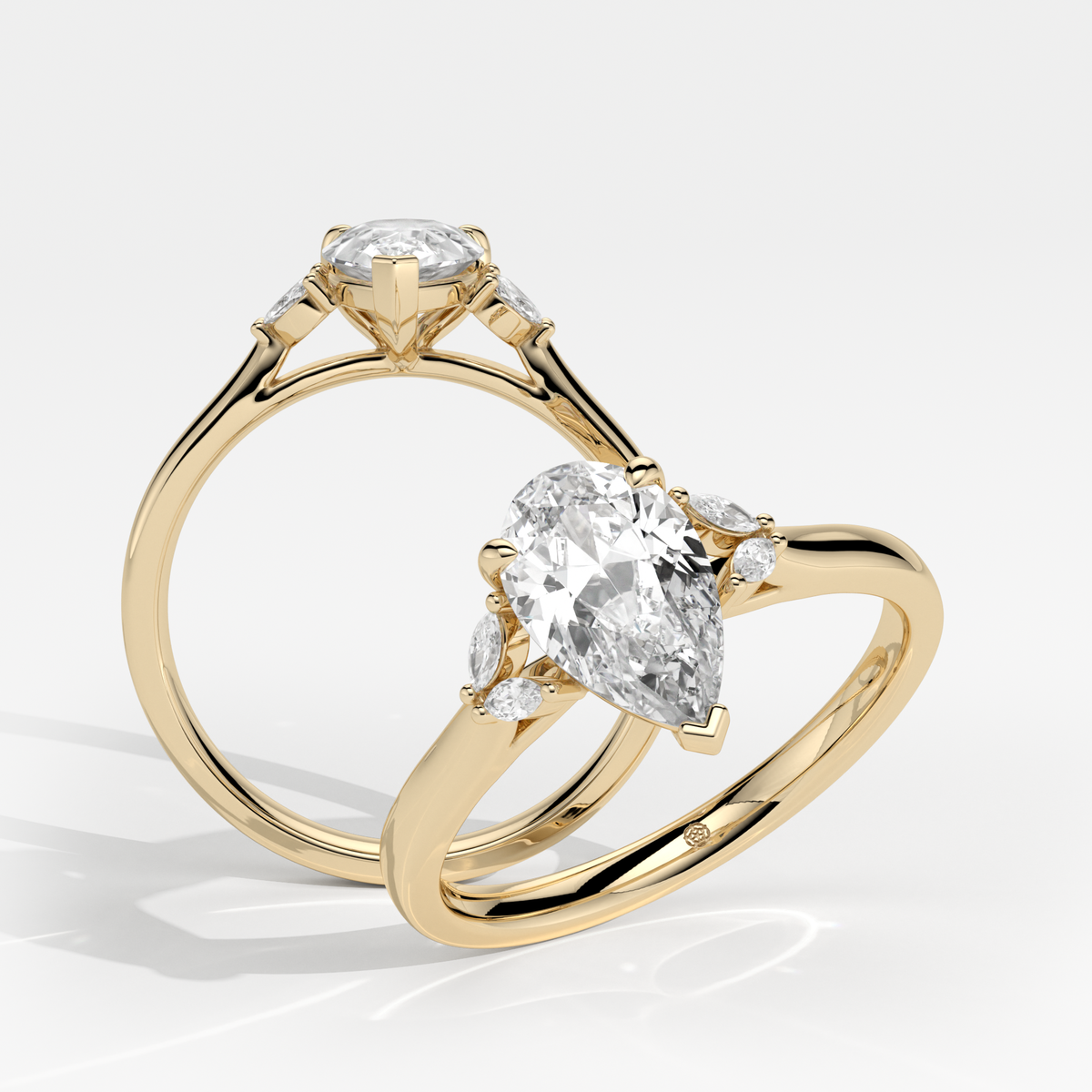 New-Duala Pear 1ct 18YG