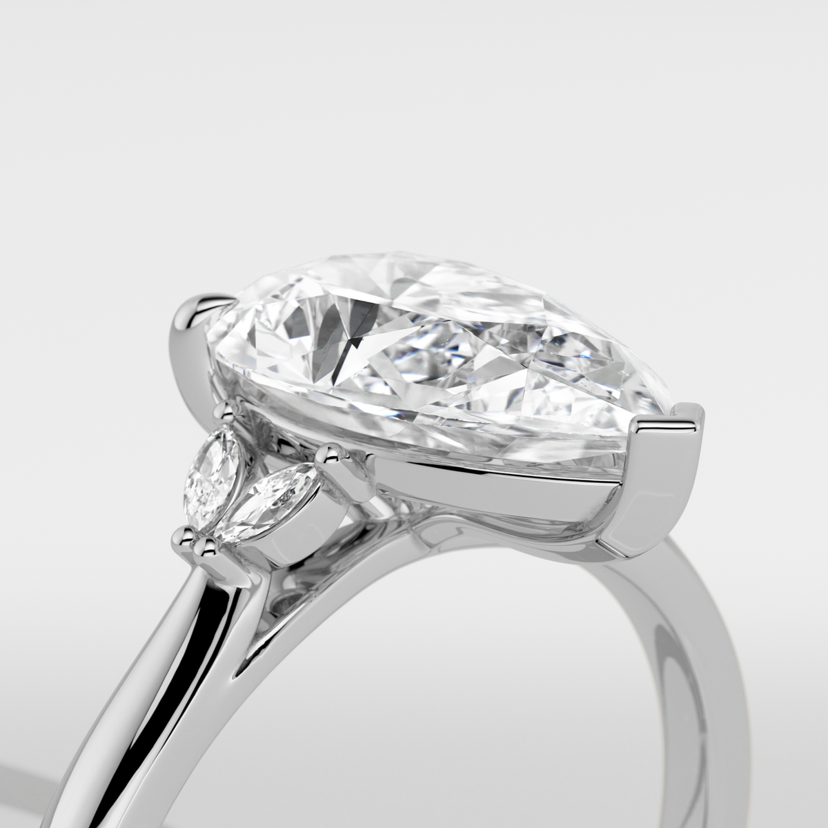 New-Duala Pear 2ct PL