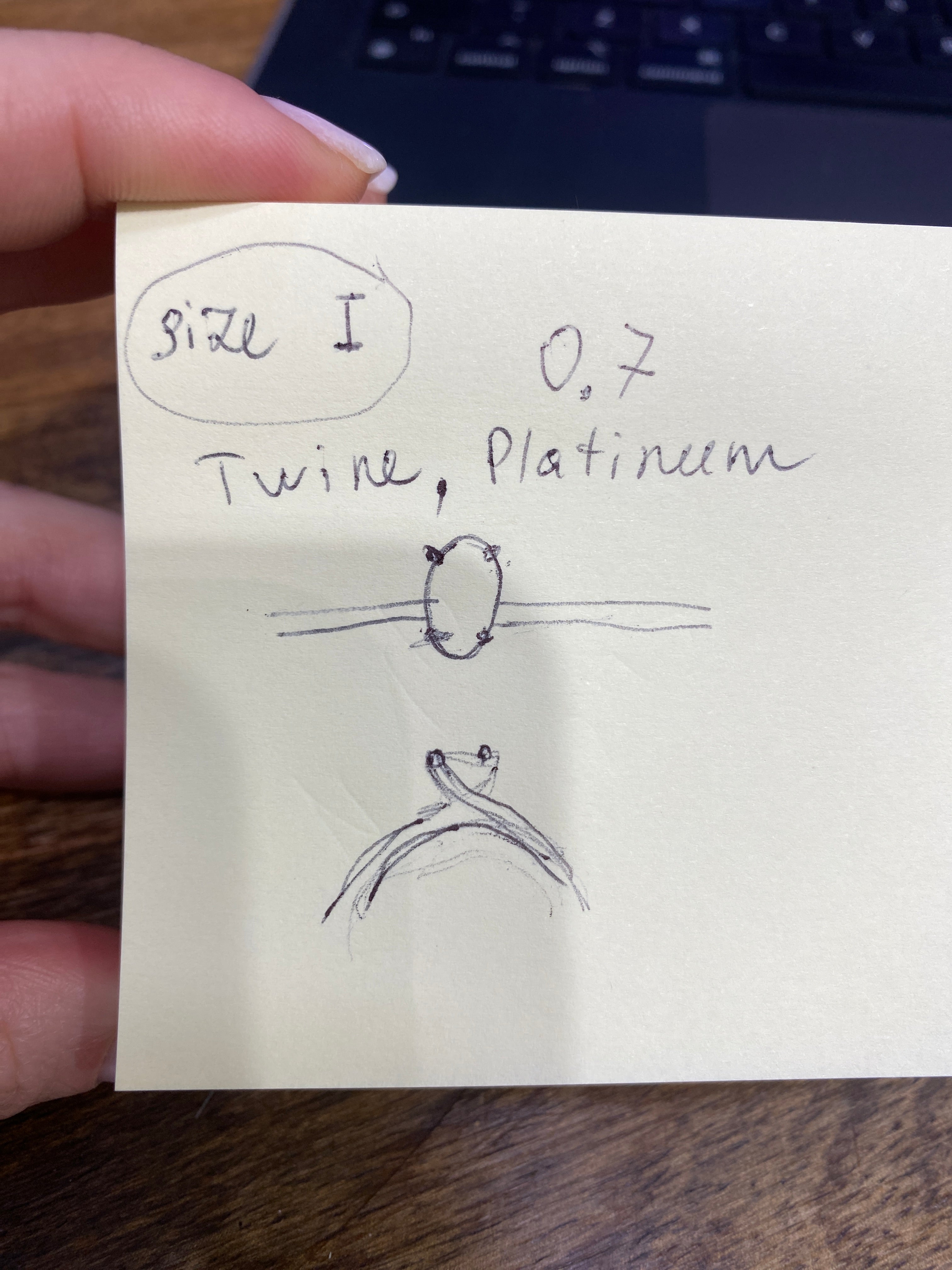 Twine Oval • Platinum