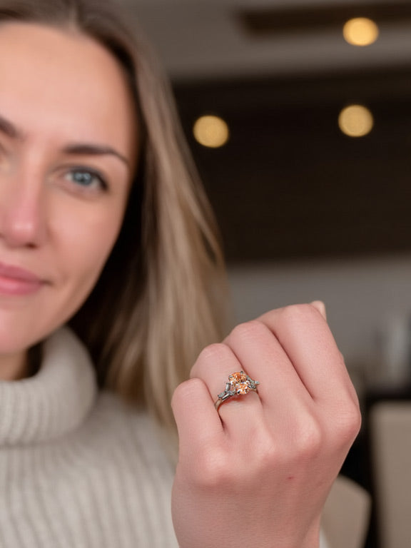 Isla Oval • 18ct Yellow Gold + Platinum