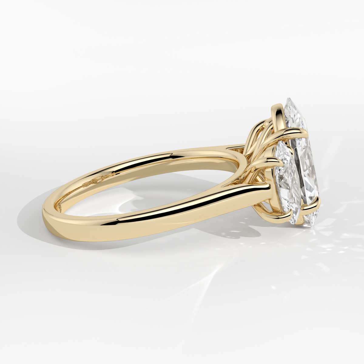 New-Adore Trilogy Moval 2ct 18YG