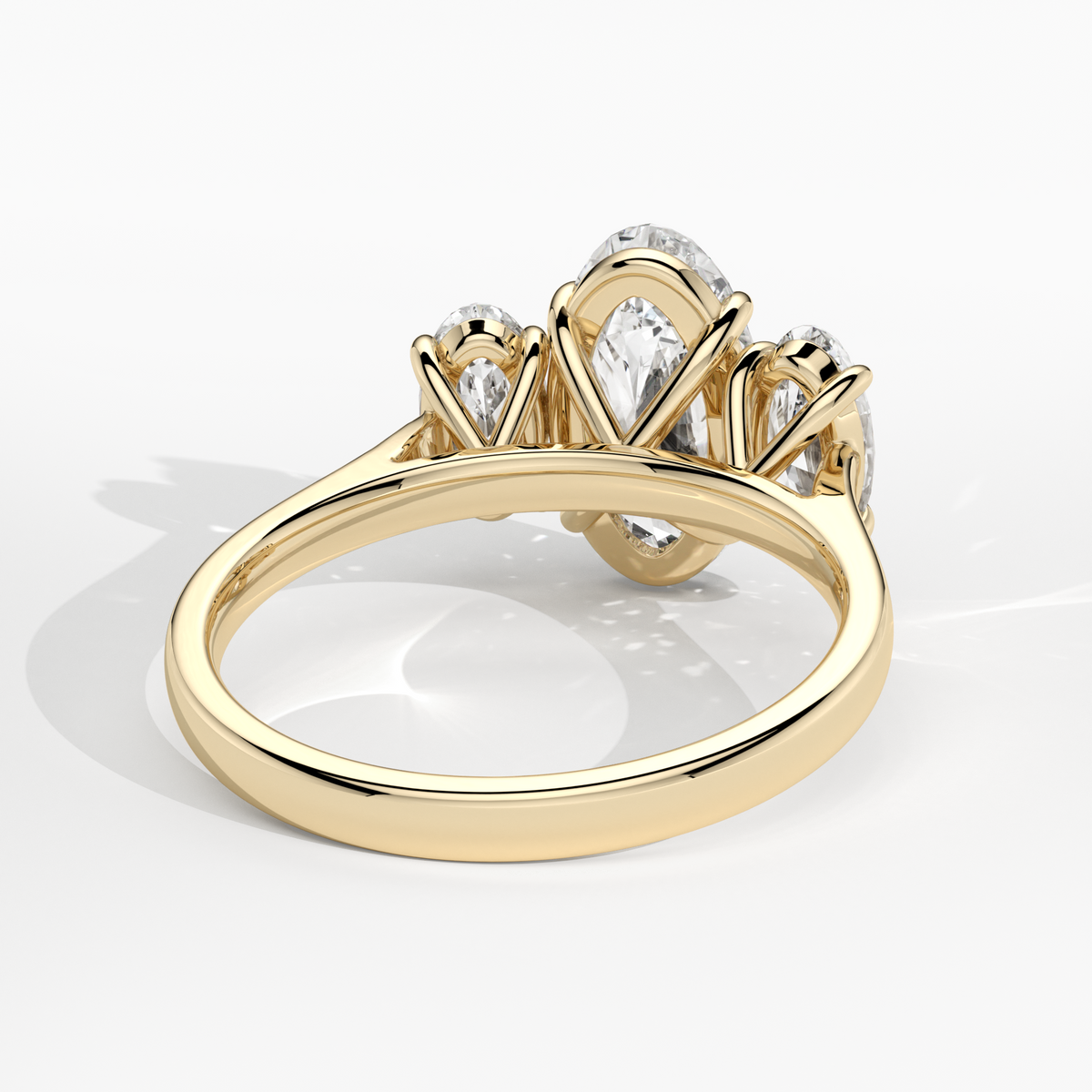 New-Adore Trilogy Moval 2ct 18YG