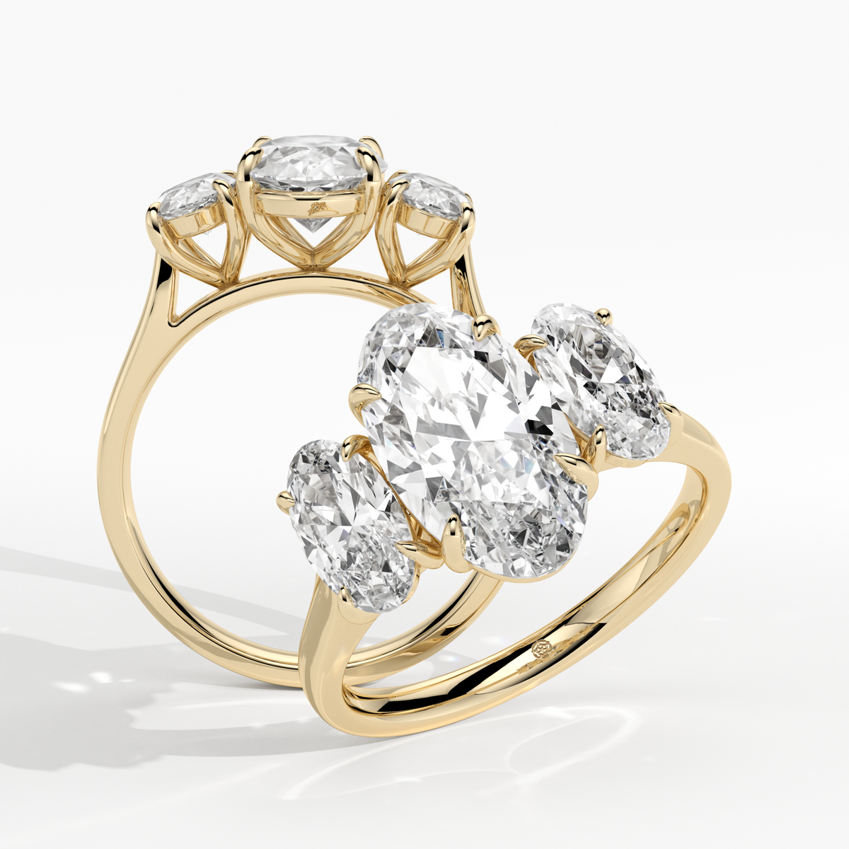 New-Adore Trilogy Moval 2ct 18YG