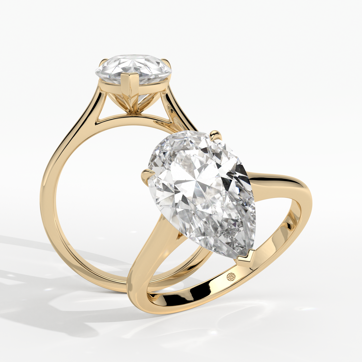 New-Adore Pear 3ct 18YG