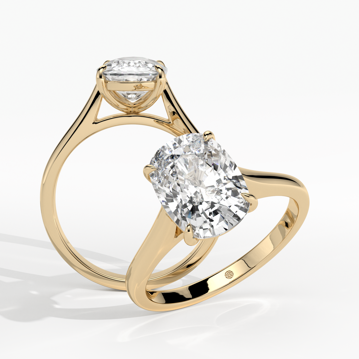 New-Adore Cushion 3ct 18YG