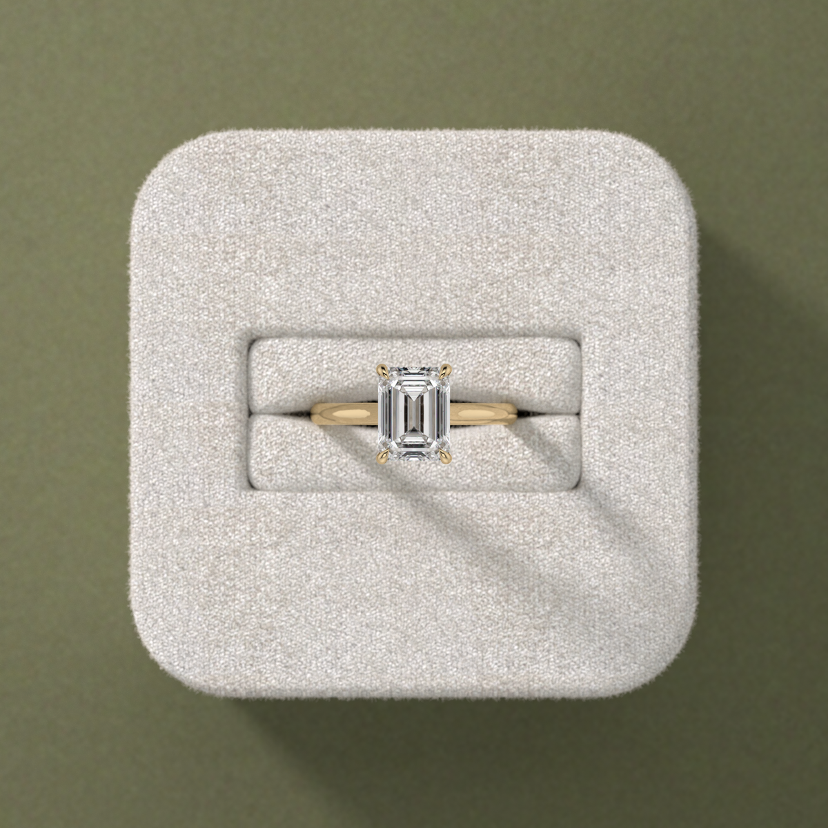 New-Adore Emerald 2ct 18YG