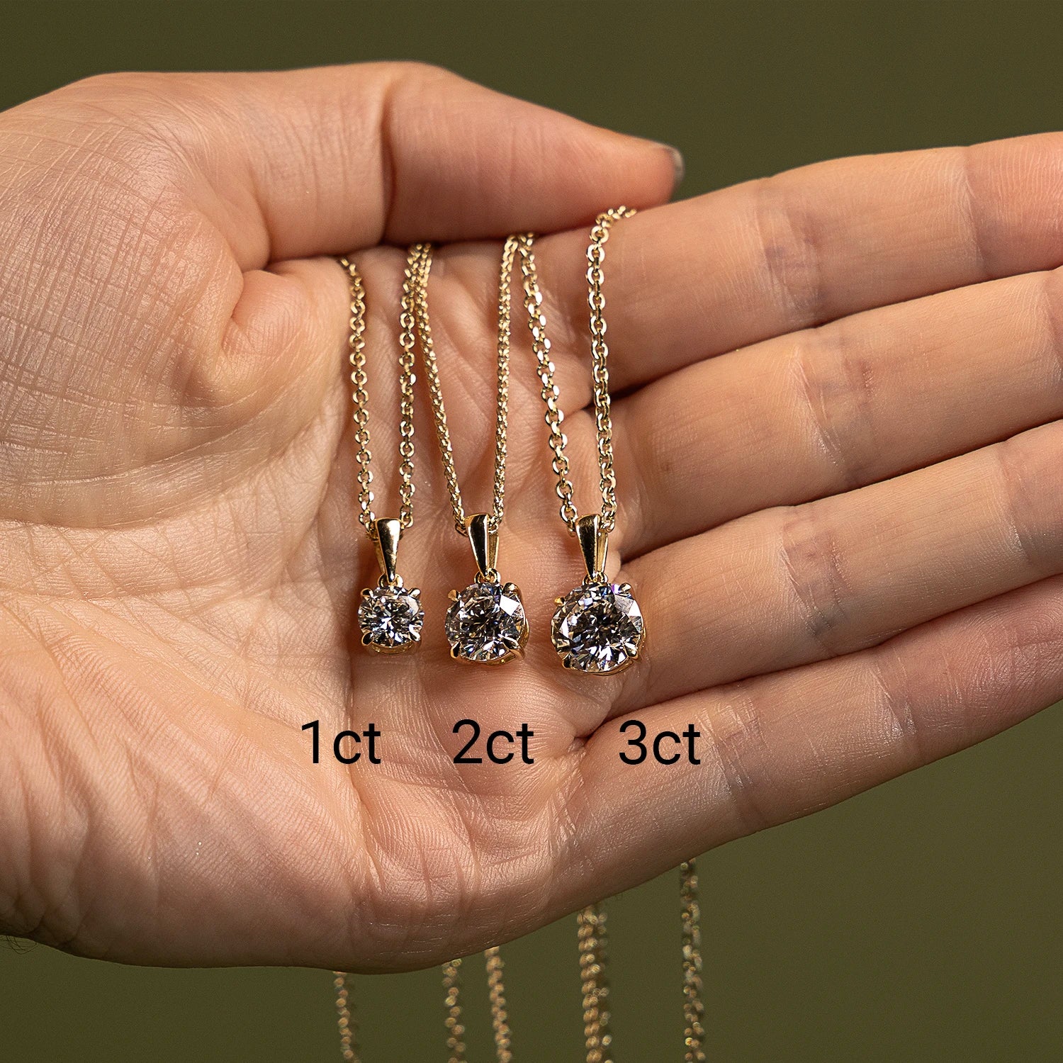 Adore Pendant Round • 18ct Yellow Gold